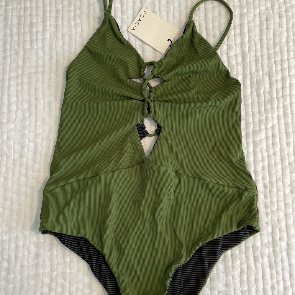 NWT ACACIA Kokomo in Ribbed Basil 💚